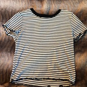 Striped cropped shirt